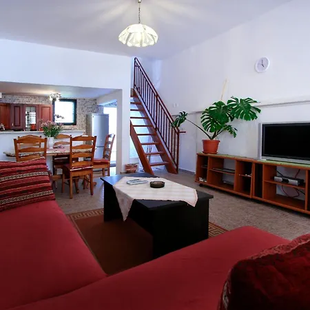 Apartment Apartman Basta